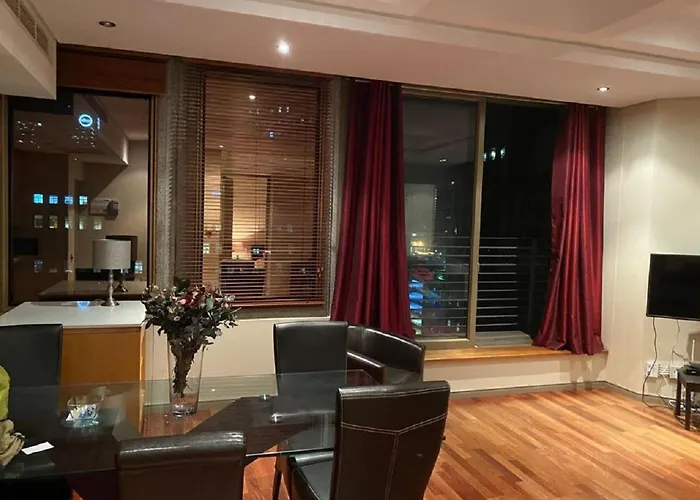 Five Star Luxury City Centre Apartment