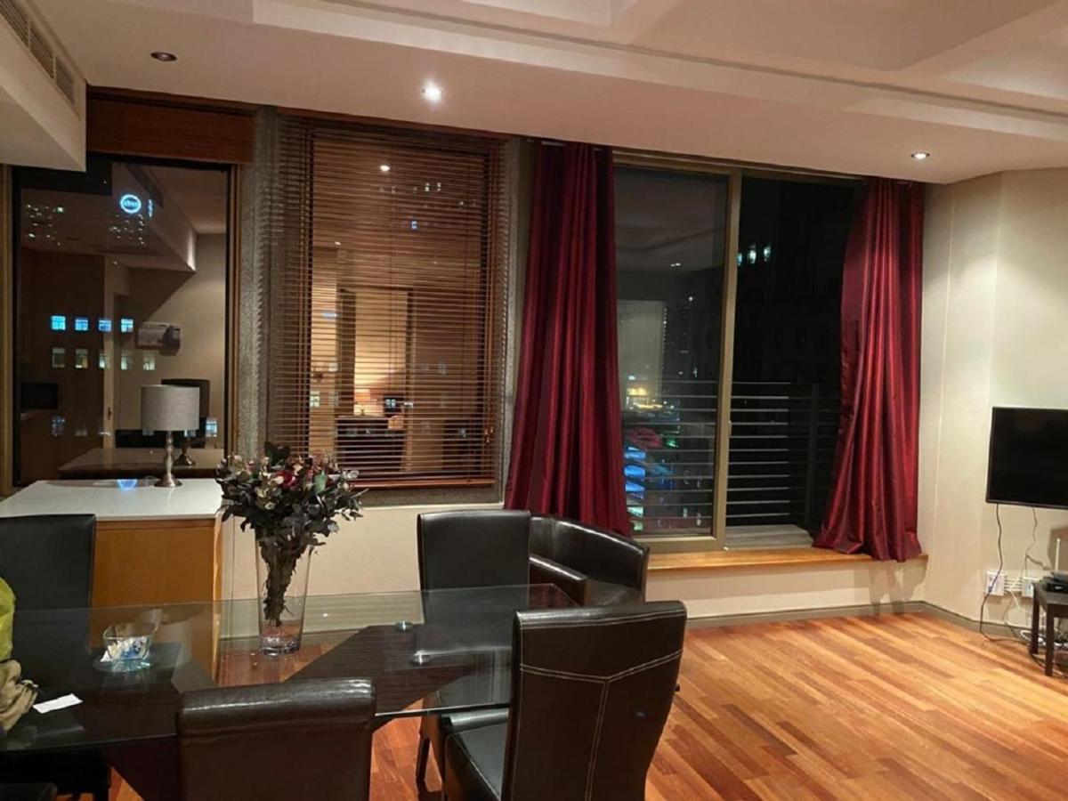 Five Star Luxury Centre Apartment *